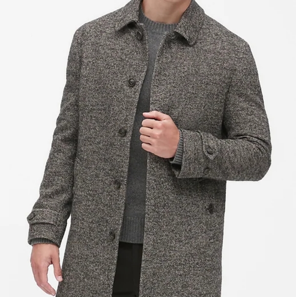 Banana Republic Other - Gorgeous Brown Herringbone tweed car coat